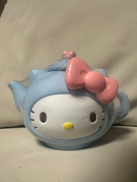 Sunday Claim Sale - Hello Kitty Teapot by Moetch
