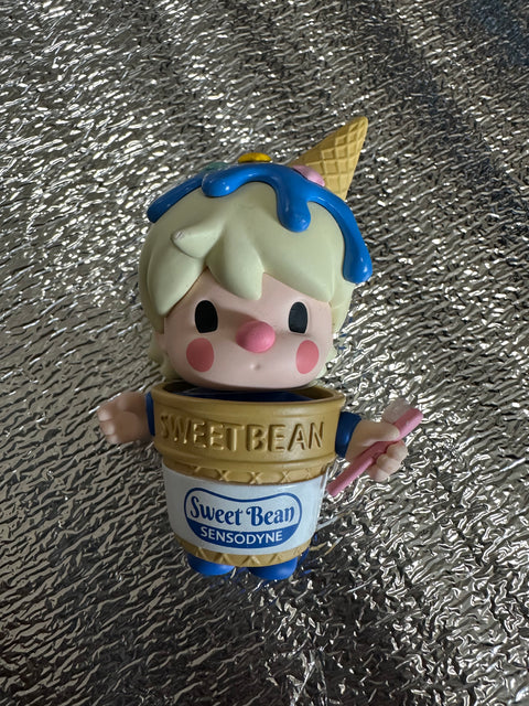 Sunday Claim Sale - Blister Cry Baby (missing small accessory in the other hand)