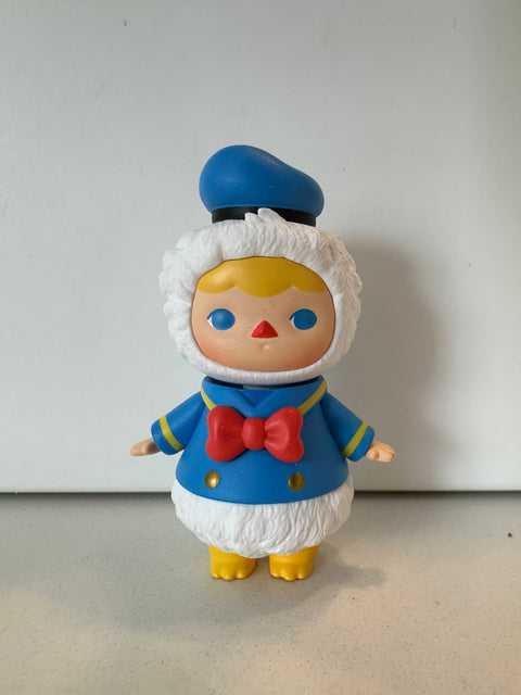 Sunday Claim Sale - Pucky Donald no card