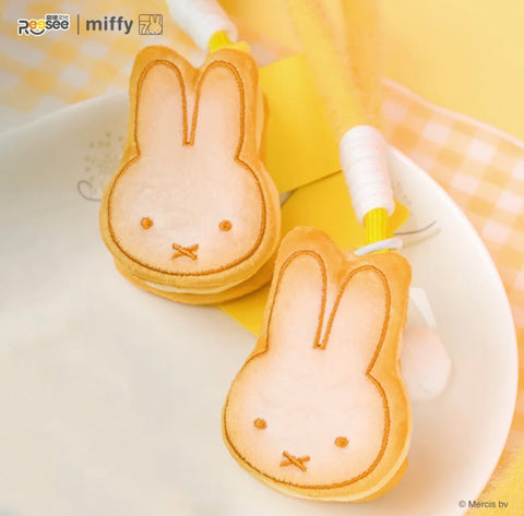 Reesee x Miffy Macaroon Cookie Pendant Charms