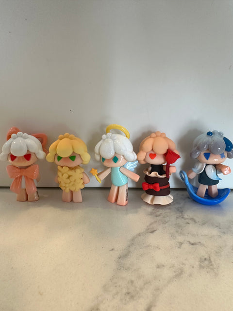 Sunday Claim Sale - Set of 5 …. I forgot her name….