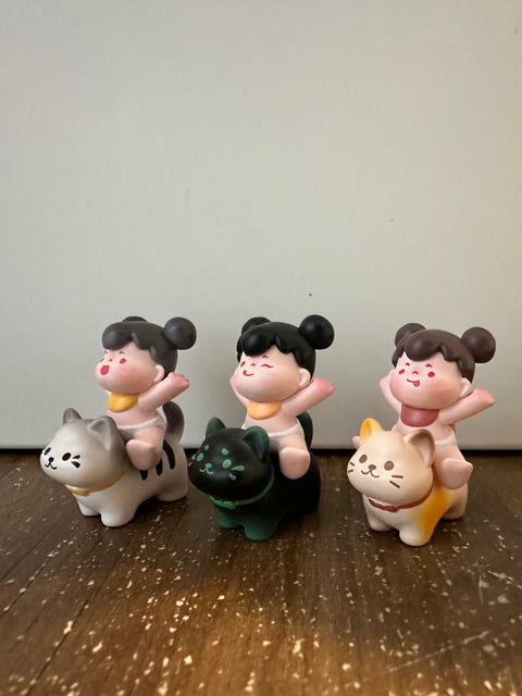 Woow Good Things Girls Riding Miniature Series