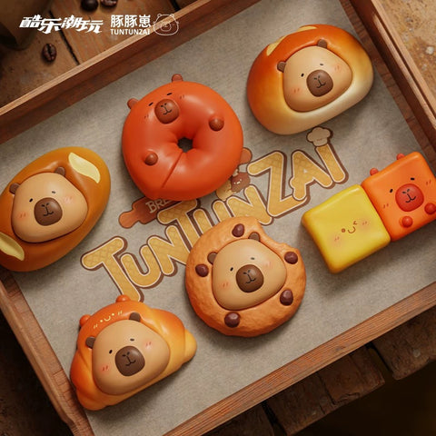TuanTuan Zai Capybara Bread Bakery Miniature Series 2