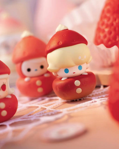 POPMART Strawberry Bean Miniature Series