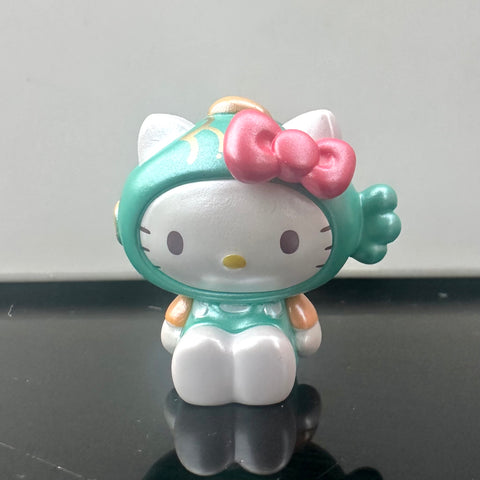 Moetch Hello Kitty Lucky Koi Miniature Series