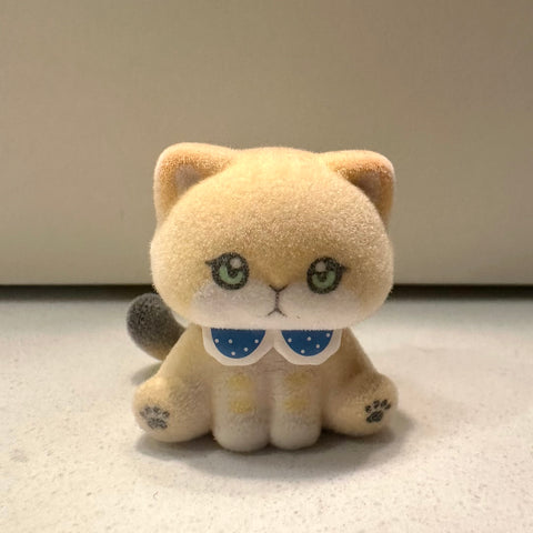 Strawberry Mousetta Dou Dou and Friends Mini Pets Series