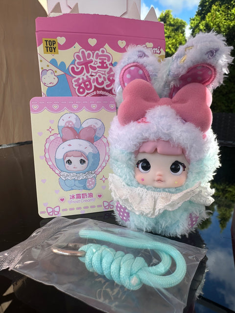 Sunday Claim Sale - Nommi Sweet Bunny - Frost Cream Bunny Charm