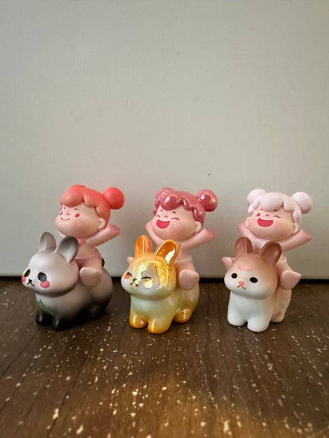 Woow Good Things Girls Riding Miniature Series