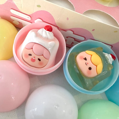 Pudding Gachapon Miniatures