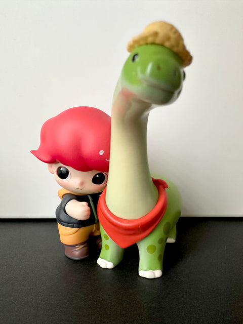 Sunday Claim Sale - Dimoo and his big pet