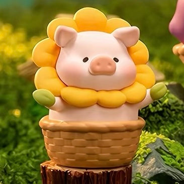 Lulu the Piggy Garden Miniatures Exclusive to 九木