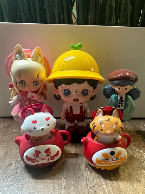 TDBF25 - Random lot (some of them are missing a small accessory)