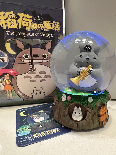 Sunday Claim Sale - Totoro Light Up Color Changing Snow Globe music