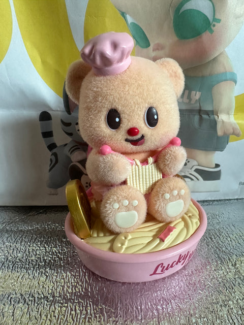 Sunday Claim Sale - Exclusive China Pizza Hut Butter Bear Spagetti (pretty big)