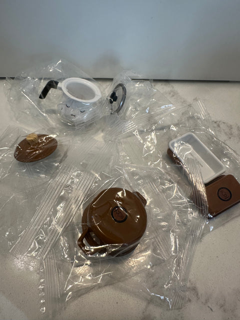 Sunday Claim Sale - Miffy gachapon kitchen set of 3