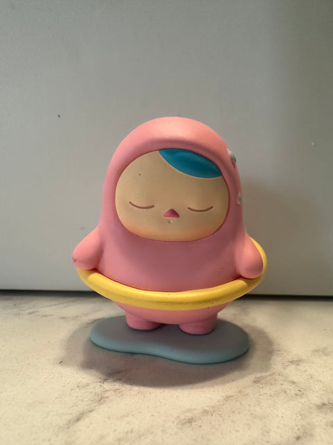 Sunday Claim Sale - Pucky Bean hoola and sleeping