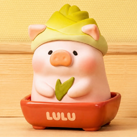 Lulu the Piggy Garden Miniatures Exclusive to 九木