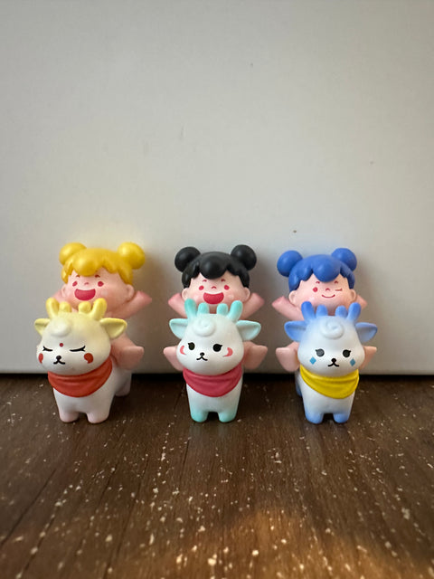 Woow Good Things Girls Riding Miniature Series