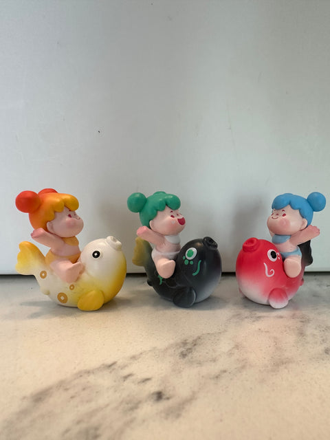 Sunday Claim Sale - Woow Koi Minis