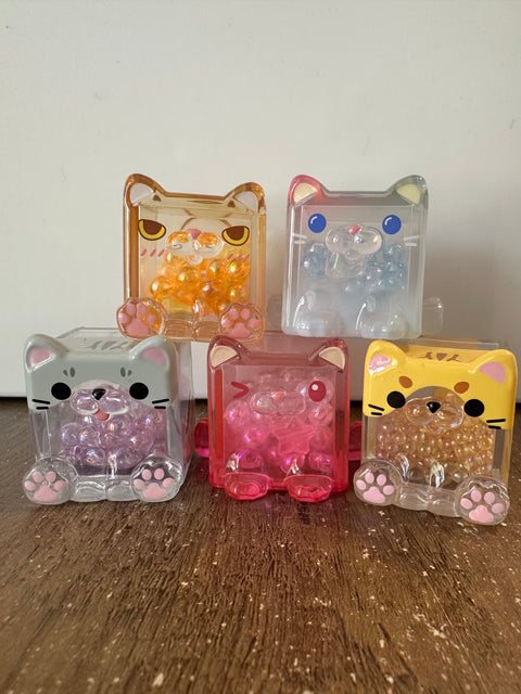 Clearance 4 - Bundle of 5 BIG square cats (Set 1)