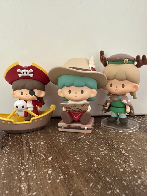 ToyDonut 5th Anniversary Clearance - Random Molinta lot