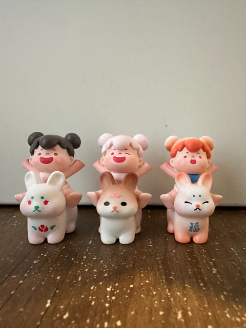 Woow Good Things Girls Riding Miniature Series