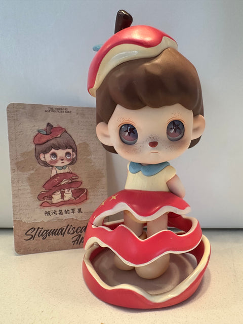 Sunday Claim Sale - Apple core girl