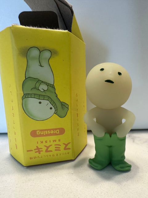 Sunday Claim Sale - Smiski is finished his business