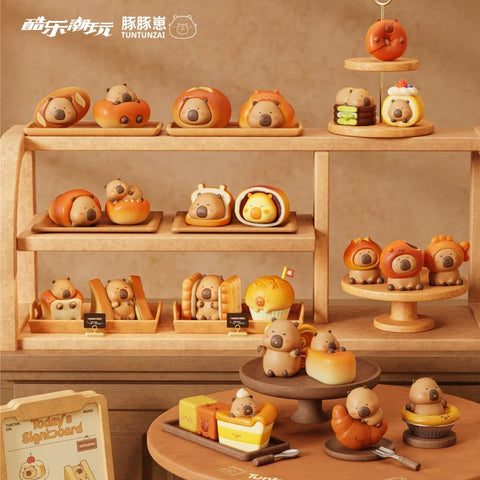TuanTuan Zai Capybara Bread Bakery Miniature Series 2
