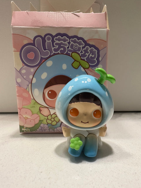 Oli Grasslands Miniature Series