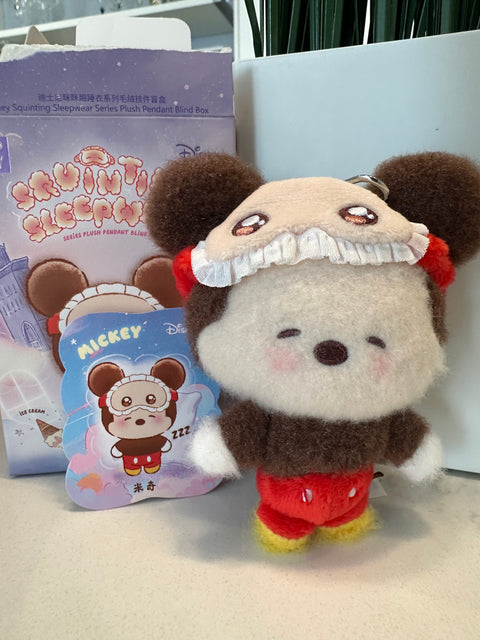 Sunday Claim Sale - Toptoy Mickey Sleepy Plush Charm