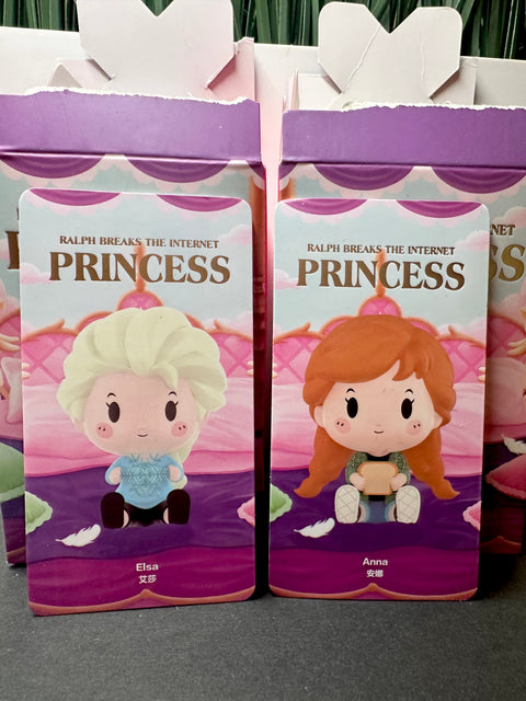 Sunday Claim Sale - Popmart Anna and Elsa