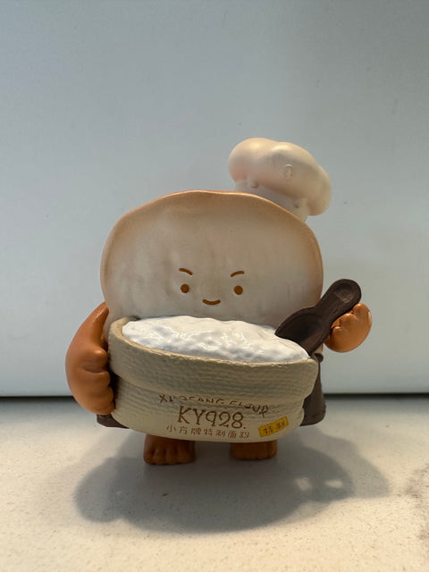 Sunday Claim Sale - Little Fang Baker TopToy