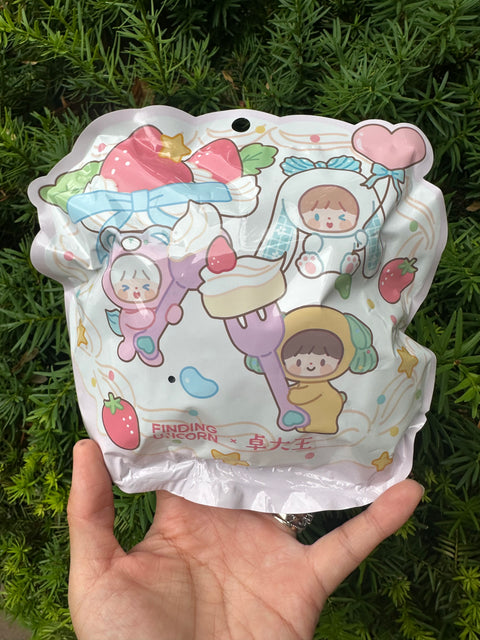 Zzoton x Molinta Sweet Cream Miniature Series