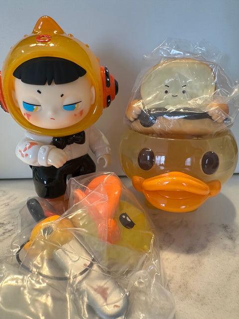 Sunday Claim Sale - The coolest duck lot from a multi character series including the bread character
