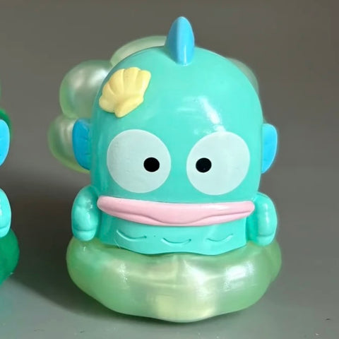 Moetch x Sanrio Pearlescent Seashell Light Up Minis