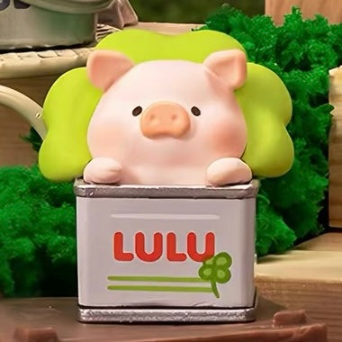 Lulu the Piggy Garden Miniatures Exclusive to 九木