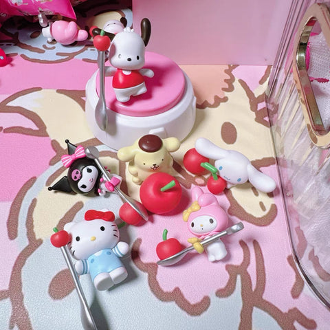 Moetch Sanrio Cherry Cutie Mini Cuphangers