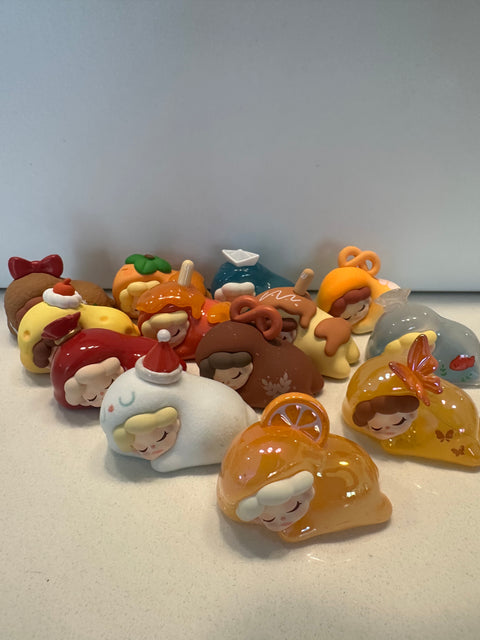 TDBF25 - Mini Wendy lot