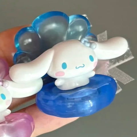 Moetch x Sanrio Pearlescent Seashell Light Up Minis