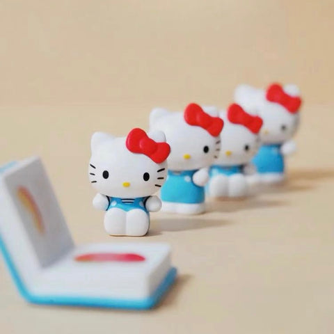 Moetch Hello Kitty Big Apple House “MIDI” Series