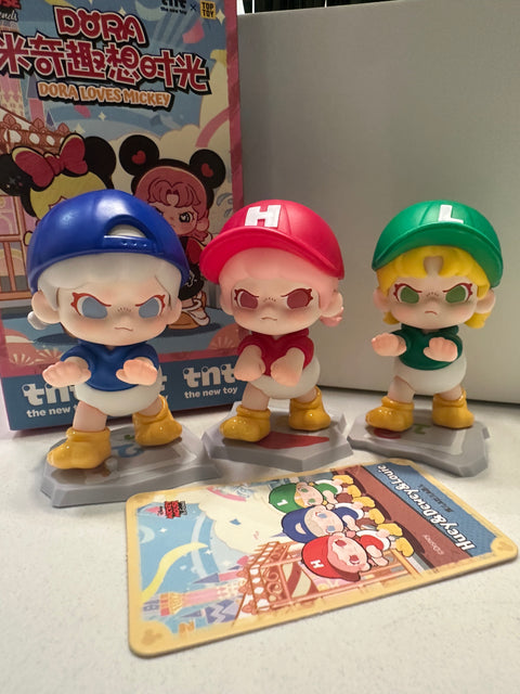 Sunday Claim Sale - Three Small Ducks Huey.... etc Disney Dora