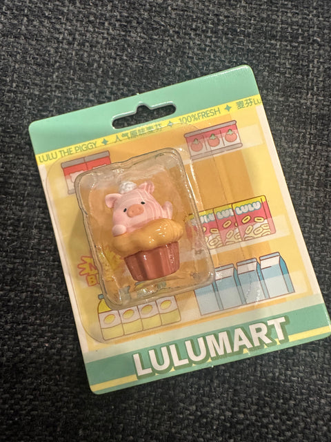 Lulu the Piggy Convenience Store Mini Blister Series
