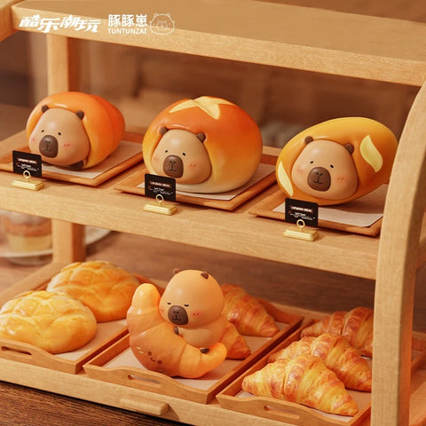 TuanTuan Zai Capybara Bread Bakery Miniature Series 2