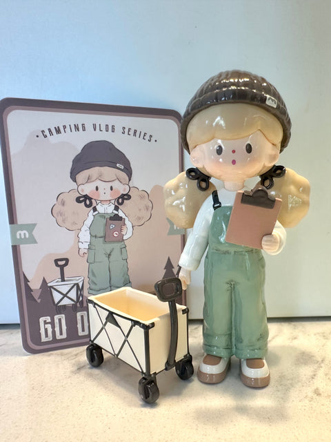 Sunday Claim Sale - Molinta and her wagon