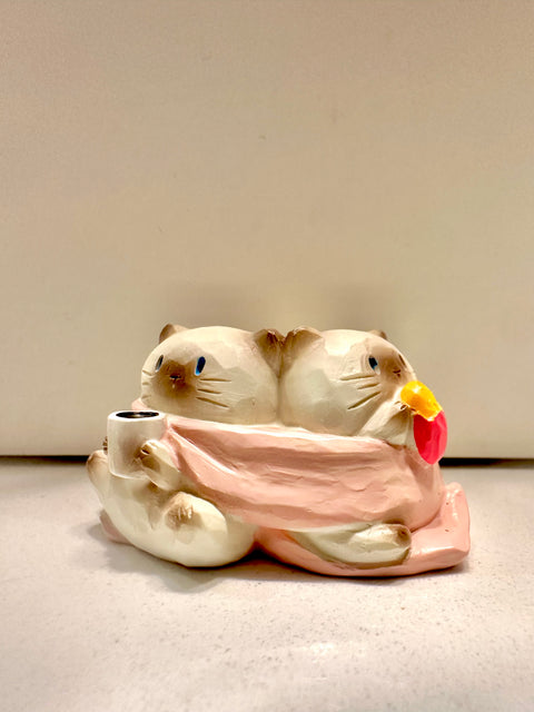 Sunday Claim Sale - Kitty twins eating and drinking