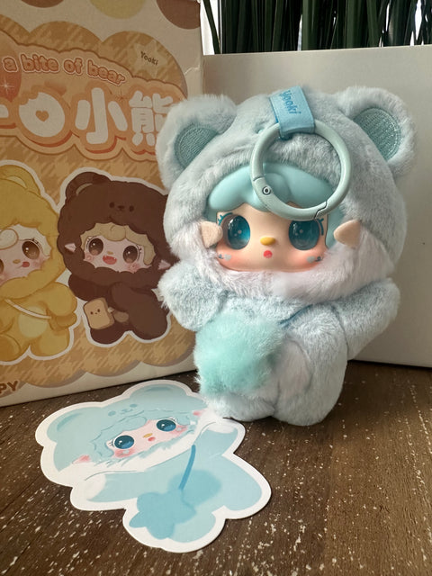 Sunday Claim Sale - Yooki blue Gummy bear plush charm