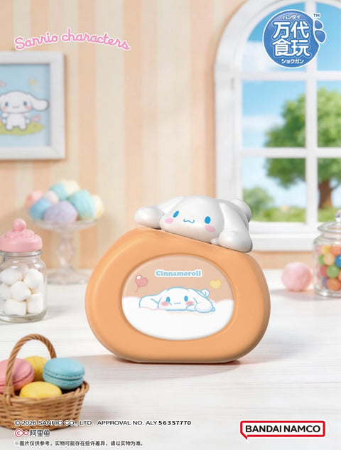 Bandai Sanrio Swiss Roll Candy Series