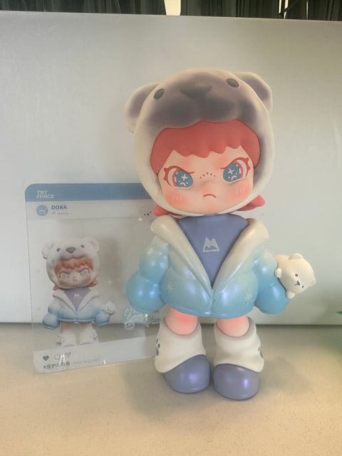 Sunday Claim Sale - Pissy Dora is a polar bear