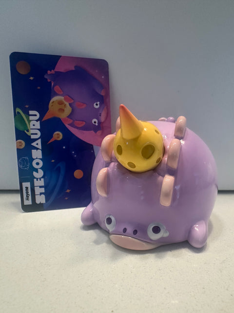 Sunday Claim Sale - Funny looking thing